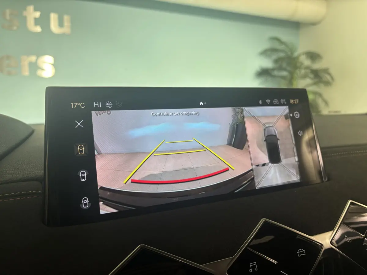 1.2 Hybrid 136 Edition France | 360 vision | Stoelverwarming | Alcantara | Apple Carplay - Android Auto