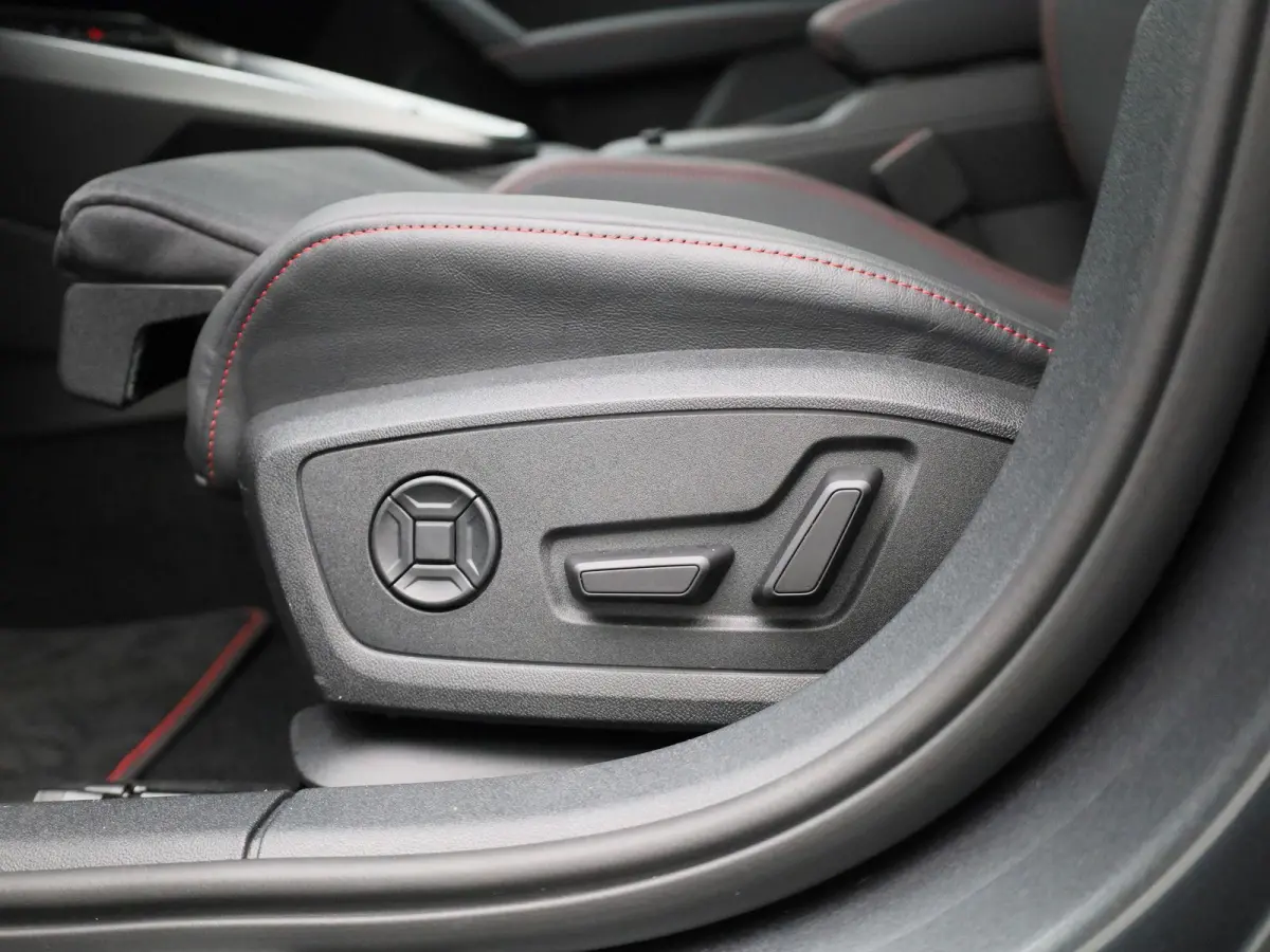 45 TFSI e S edition Competition 245 PK | S-line | Panoramadak | Automaat | Navigatie | Smartphone interface | Climate Control | Stoelverwarming | Lichtmetalen velgen |