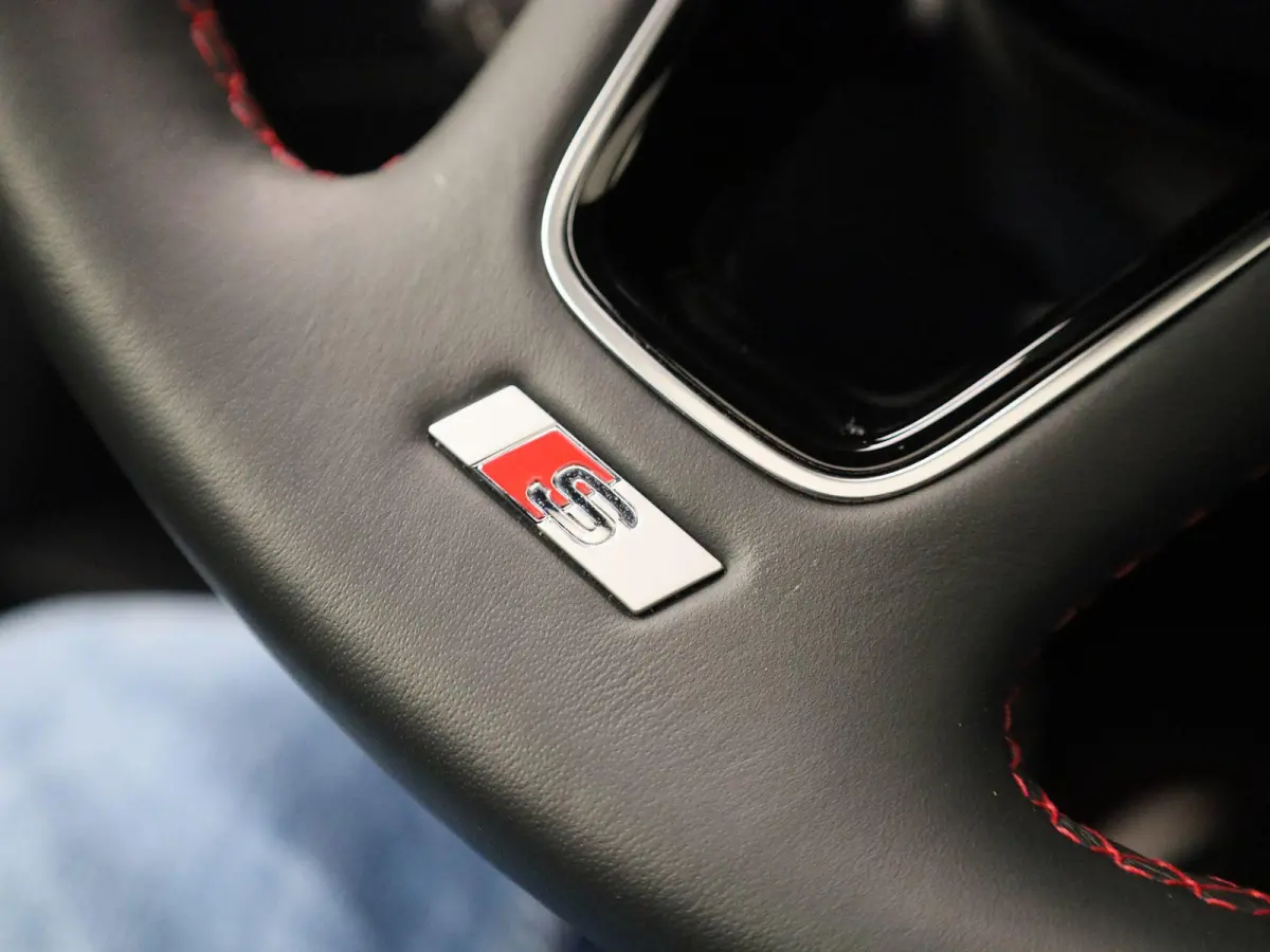 45 TFSI e S edition Competition 245 PK | S-line | Panoramadak | Automaat | Navigatie | Smartphone interface | Climate Control | Stoelverwarming | Lichtmetalen velgen |