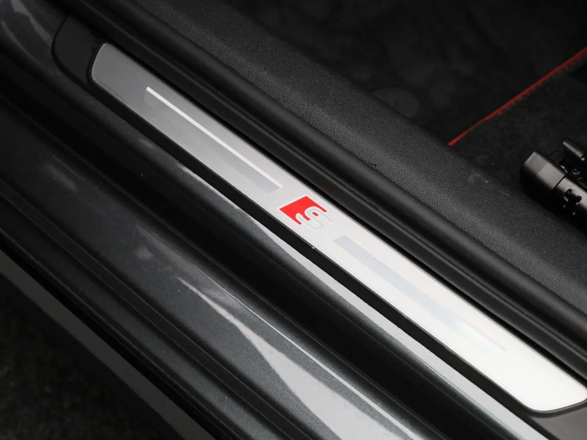 45 TFSI e S edition Competition 245 PK | S-line | Panoramadak | Automaat | Navigatie | Smartphone interface | Climate Control | Stoelverwarming | Lichtmetalen velgen |