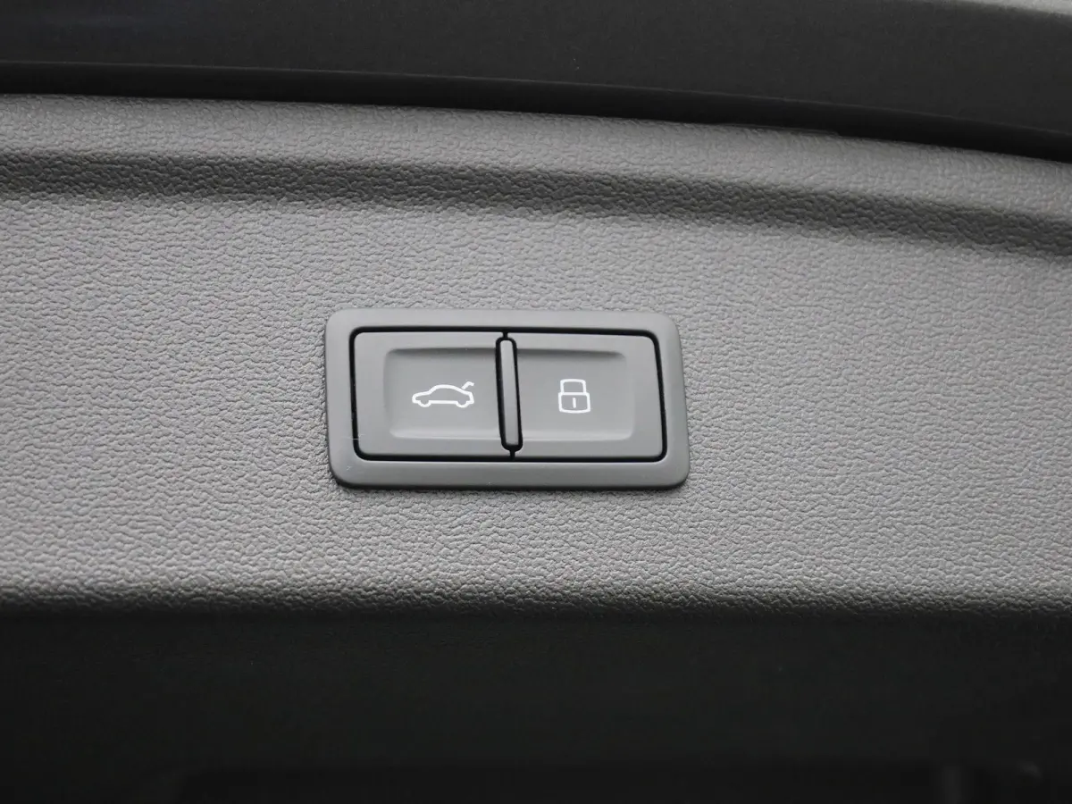45 TFSI e S edition Competition 245 PK | S-line | Panoramadak | Automaat | Navigatie | Smartphone interface | Climate Control | Stoelverwarming | Lichtmetalen velgen |