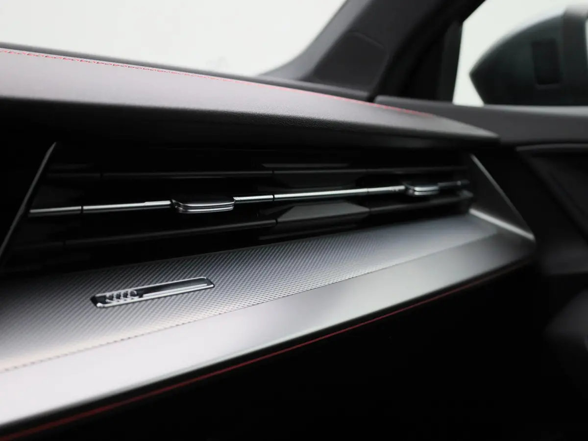 45 TFSI e S edition Competition 245 PK | S-line | Panoramadak | Automaat | Navigatie | Smartphone interface | Climate Control | Stoelverwarming | Lichtmetalen velgen |