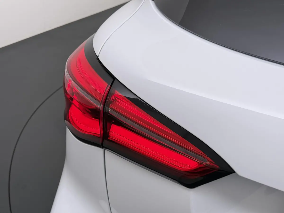 1.5 TGDI Luxury PHEV | MEGA COMPLEET! | COMPLETE HISTORIE AANWEZIG | FABRIEKSGARANTIE T/M 06-2029 | 52km WLTP ELECTR RIJBEREIK, TOTAAL RIJBEREIK TOT 1.000km!