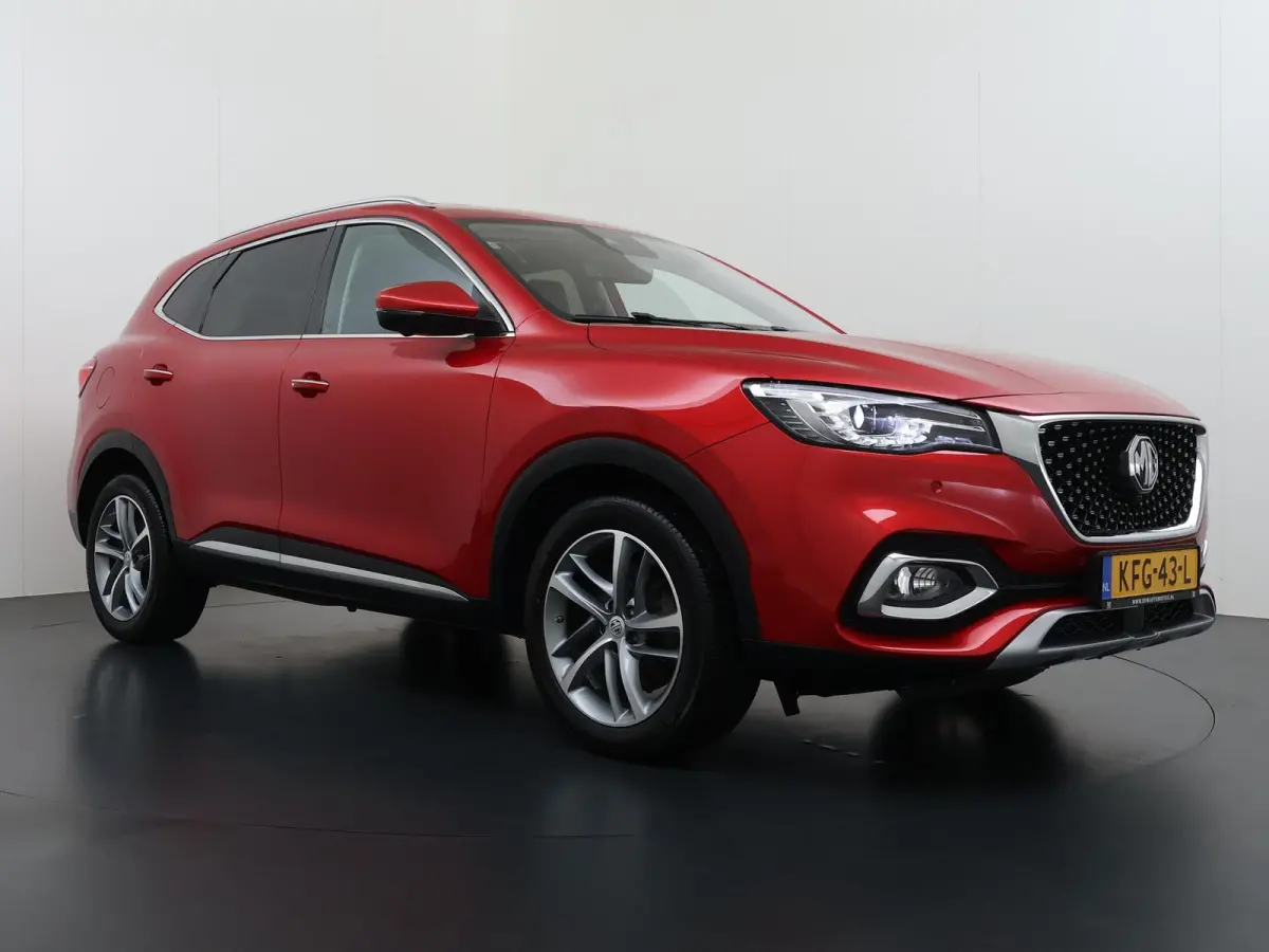 1.5 TGDI Luxury PHEV | MEGA COMPLEET! | COMPLETE HISTORIE AANWEZIG | FABRIEKSGARANTIE T/M 03-2030 | 52km WLTP ELECTR RIJBEREIK, TOTAAL RIJBEREIK TOT 1.000km! |