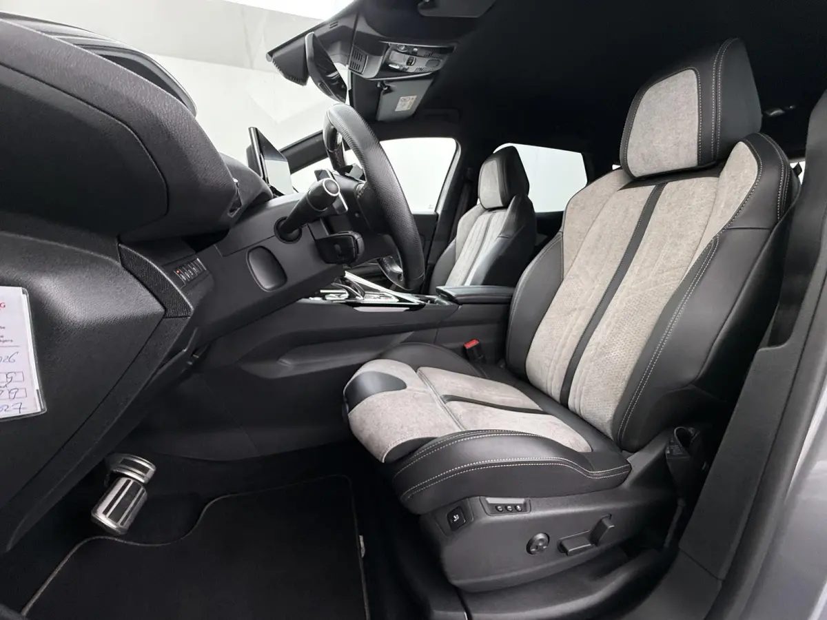 1.6 HYbrid 225 GT ACC INCL. STOP&GO-FUNCTIE | MEMORY SEAT | ALCANTARA | ELEKTRISCHE KOFFERBAK | 19 INCH | FOCAL AUDIO | STOELVERWARMING | RIJKLAAR GELEVERD MET 12 MND BOVAG GARANTIE