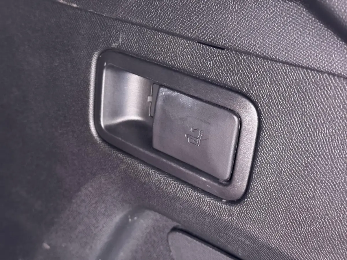 1.6 HYbrid 225 GT ACC INCL. STOP&GO-FUNCTIE | MEMORY SEAT | ALCANTARA | ELEKTRISCHE KOFFERBAK | 19 INCH | FOCAL AUDIO | STOELVERWARMING | RIJKLAAR GELEVERD MET 12 MND BOVAG GARANTIE
