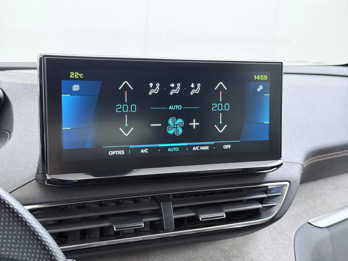 1.6 HYbrid 225 GT ACC INCL. STOP&GO-FUNCTIE | MEMORY SEAT | ALCANTARA | ELEKTRISCHE KOFFERBAK | 19 INCH | FOCAL AUDIO | STOELVERWARMING | RIJKLAAR GELEVERD MET 12 MND BOVAG GARANTIE