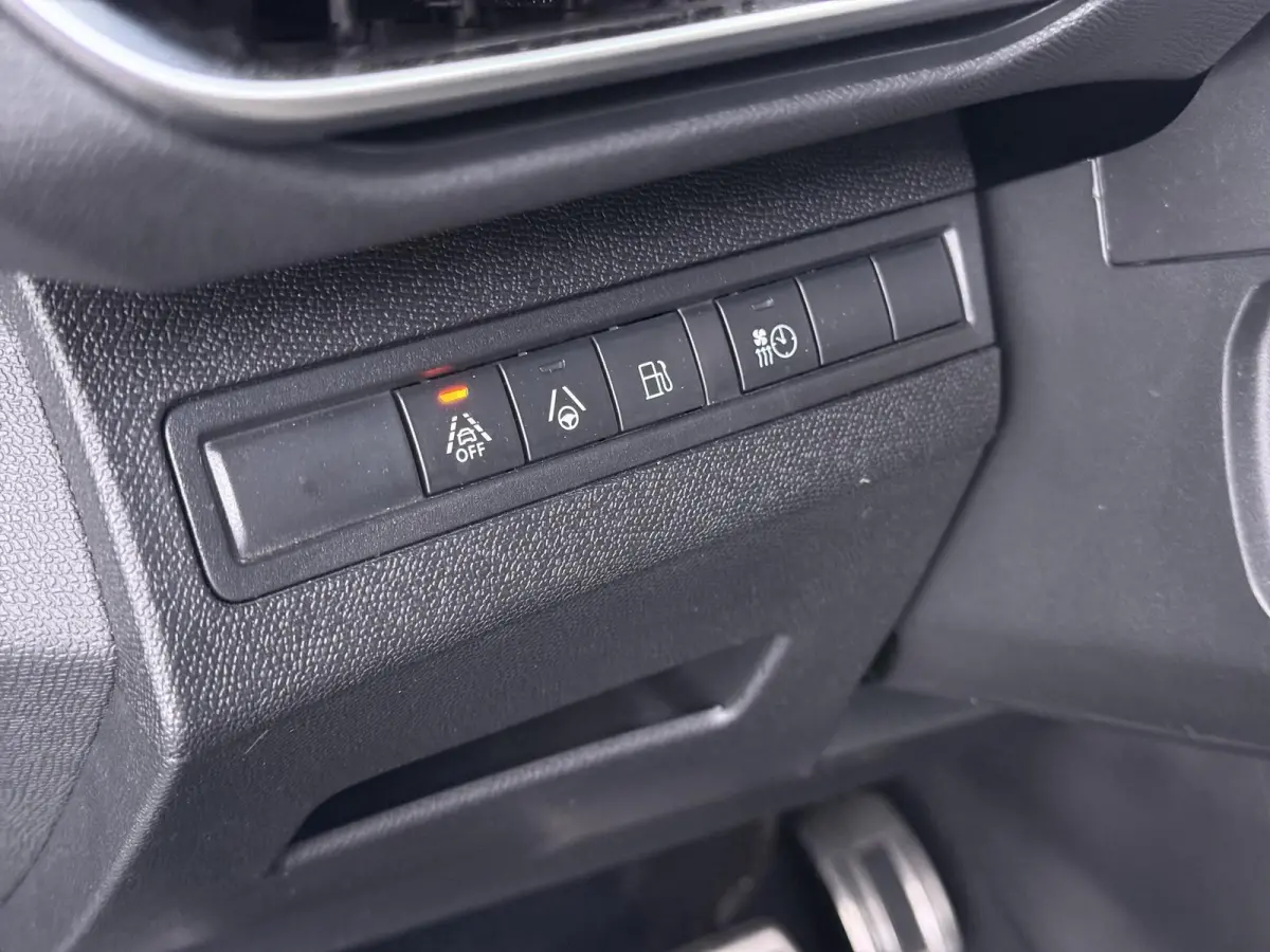 1.6 HYbrid 225 GT ACC INCL. STOP&GO-FUNCTIE | MEMORY SEAT | ALCANTARA | ELEKTRISCHE KOFFERBAK | 19 INCH | FOCAL AUDIO | STOELVERWARMING | RIJKLAAR GELEVERD MET 12 MND BOVAG GARANTIE
