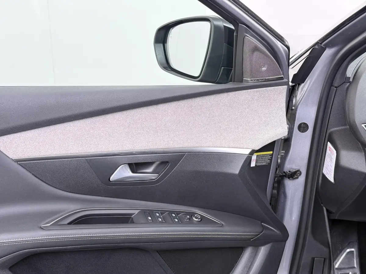 1.6 HYbrid 225 GT ACC INCL. STOP&GO-FUNCTIE | MEMORY SEAT | ALCANTARA | ELEKTRISCHE KOFFERBAK | 19 INCH | FOCAL AUDIO | STOELVERWARMING | RIJKLAAR GELEVERD MET 12 MND BOVAG GARANTIE