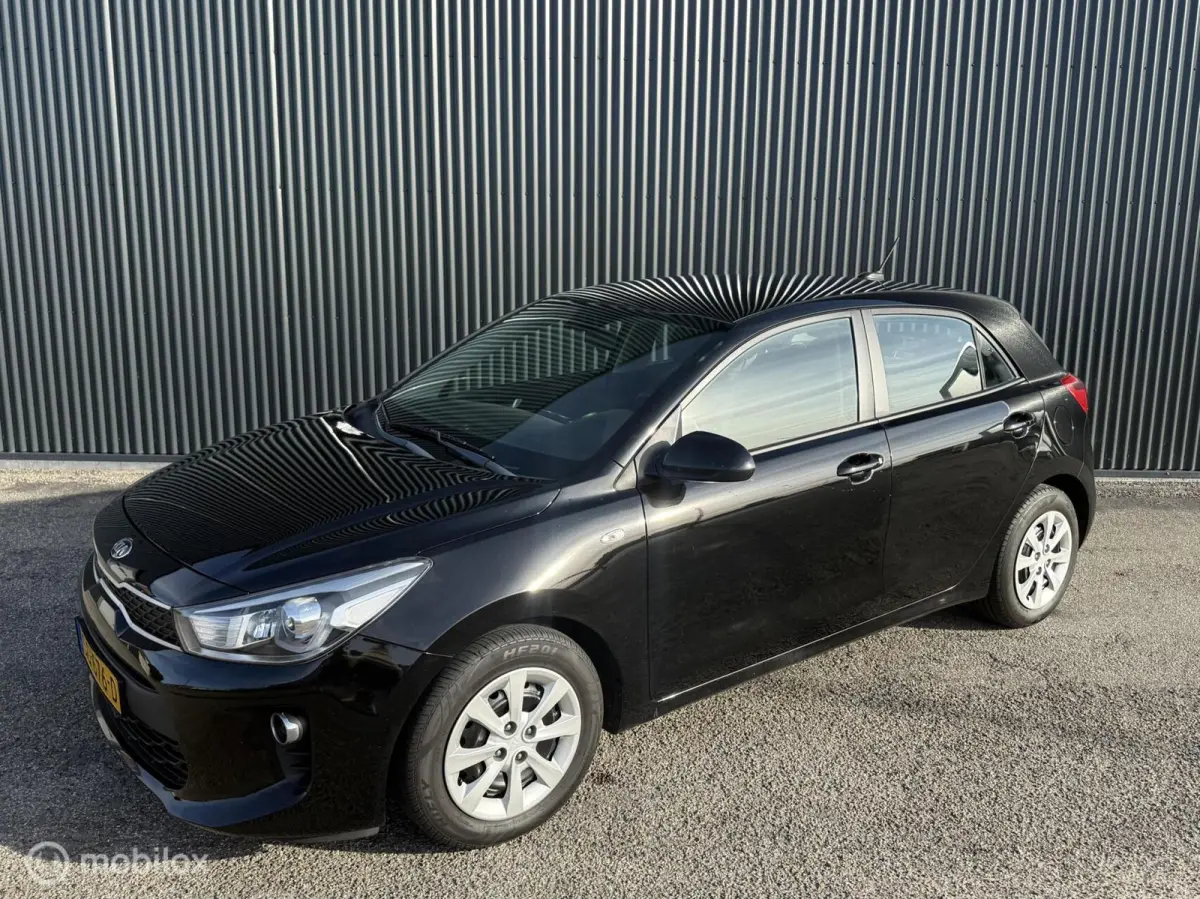 Kia Rio 2018 Benzine Handgeschakeld leasen