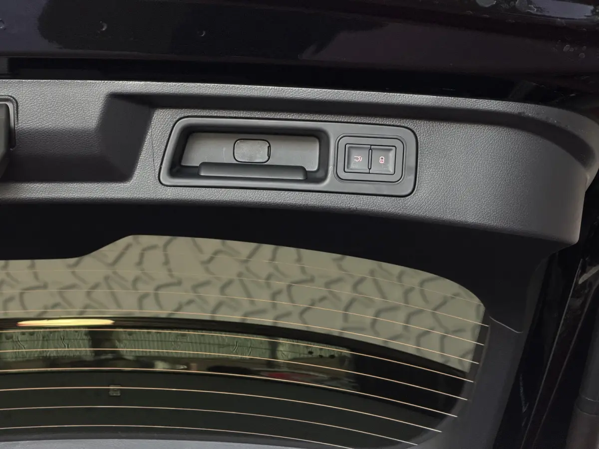1.5 T DM-i AWD 324PK 18,3KW DESIGN PANO HEADUP 360.CAM STOEL/STUUR VERW STOEL.VENTILATIE INFINITY/AUDIO 6 JAAR GARANTIE phev