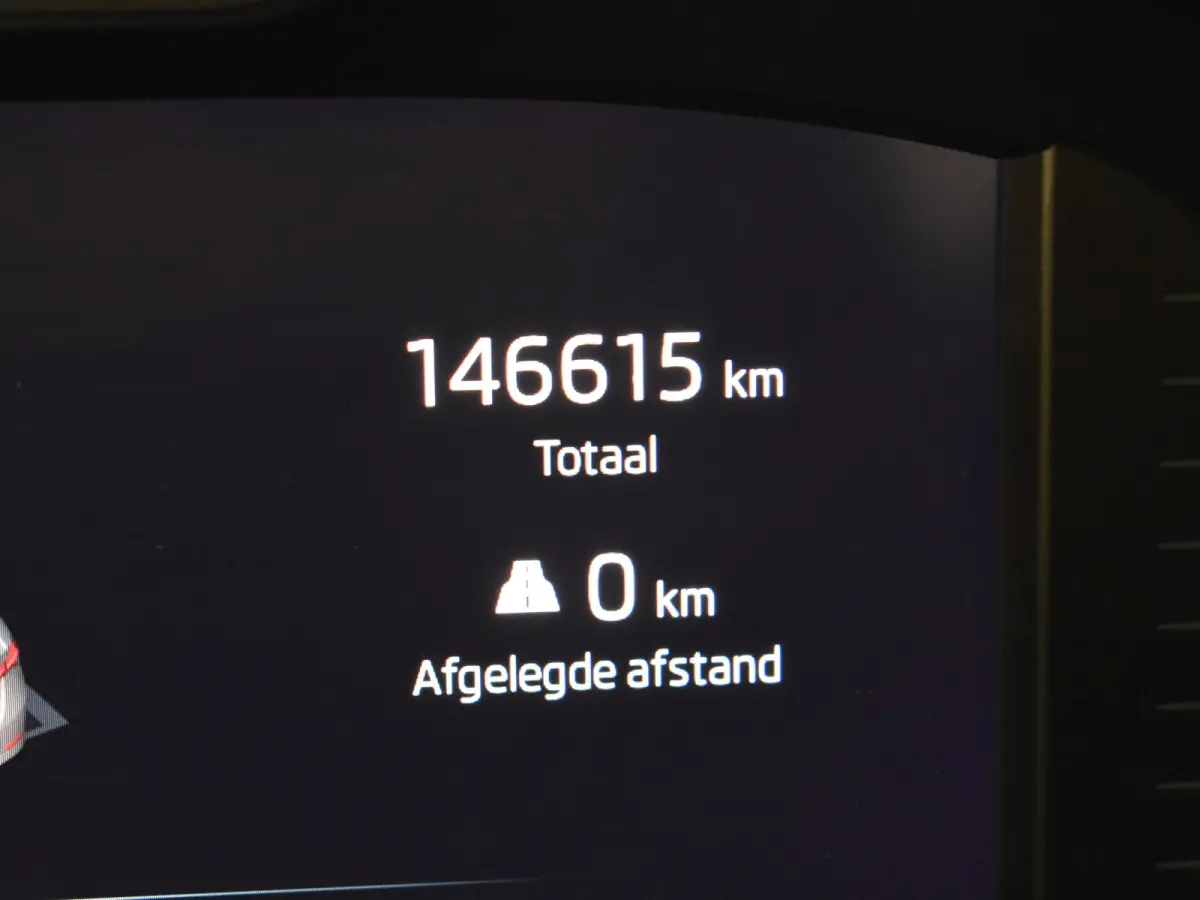 1.4 TSI iV PHEV Business Edition 204 Pk DSG/AUTO | Trekhaak  | Navigatie | SOH 87,2% | Apple carplay Android auto | Keyless | Parkeersensoren V+A | Cruise control | Stuurverwarming |18"LMV