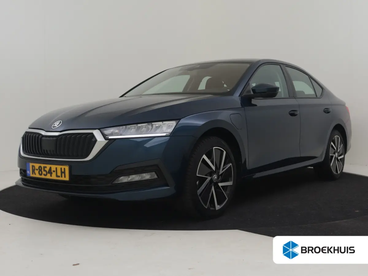 Škoda Octavia 2022 Hybride Automatisch leasen