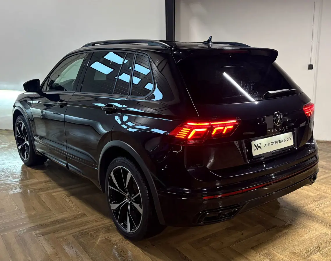 1.5 TSI R-Line PANO KEYLESS CAM