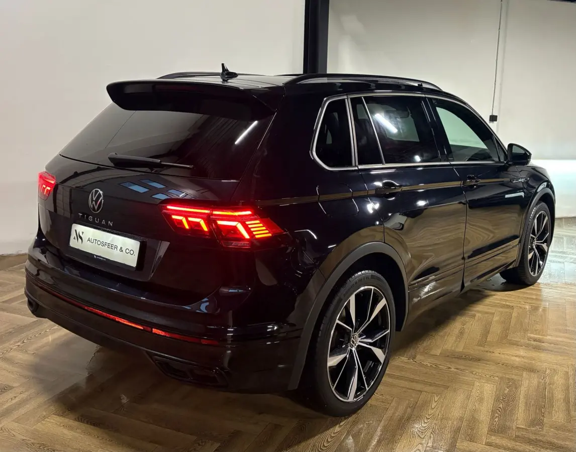 1.5 TSI R-Line PANO KEYLESS CAM