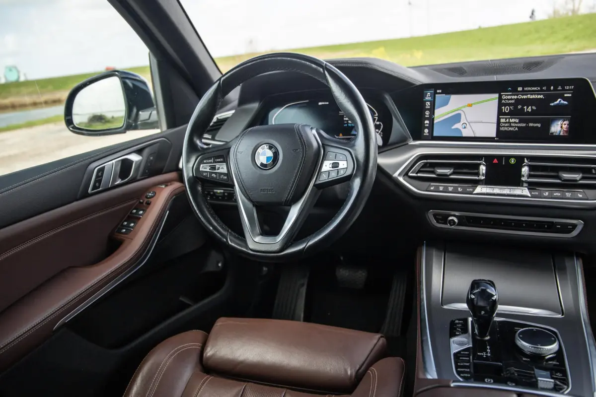 xDrive45e Executive 360 CAMERA / BRUIN LEER / LED / KEYLESS / STOELVERWARMING / LEER