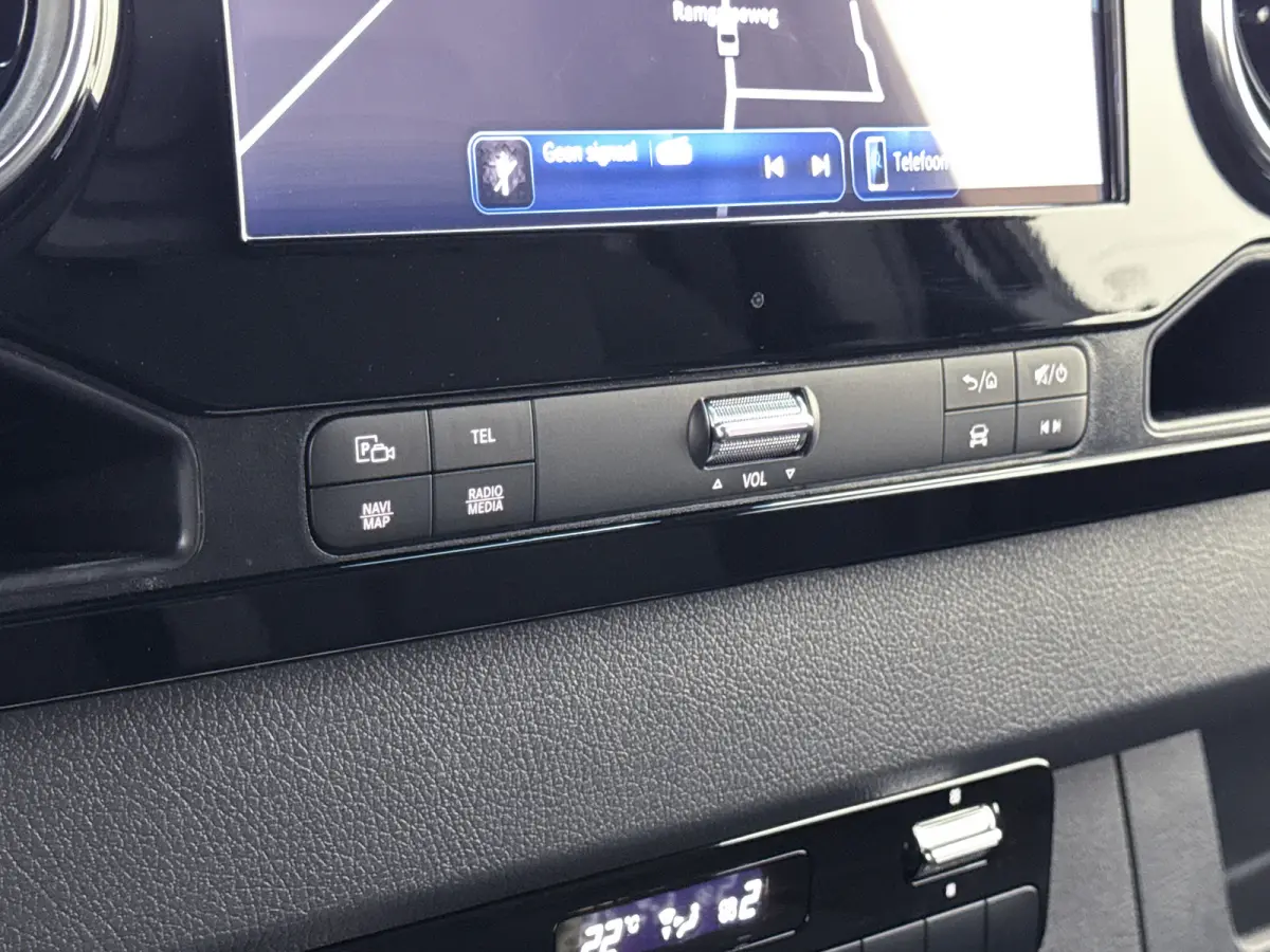 317 CDI L3H2 Pro Navigatie Led Camera + Sensoren Cruise Control