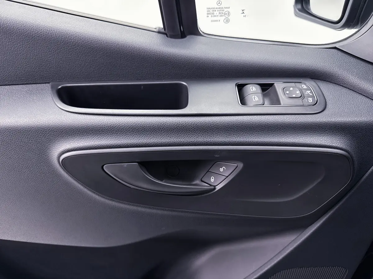 317 CDI L3H2 Pro Navigatie Led Camera + Sensoren Cruise Control