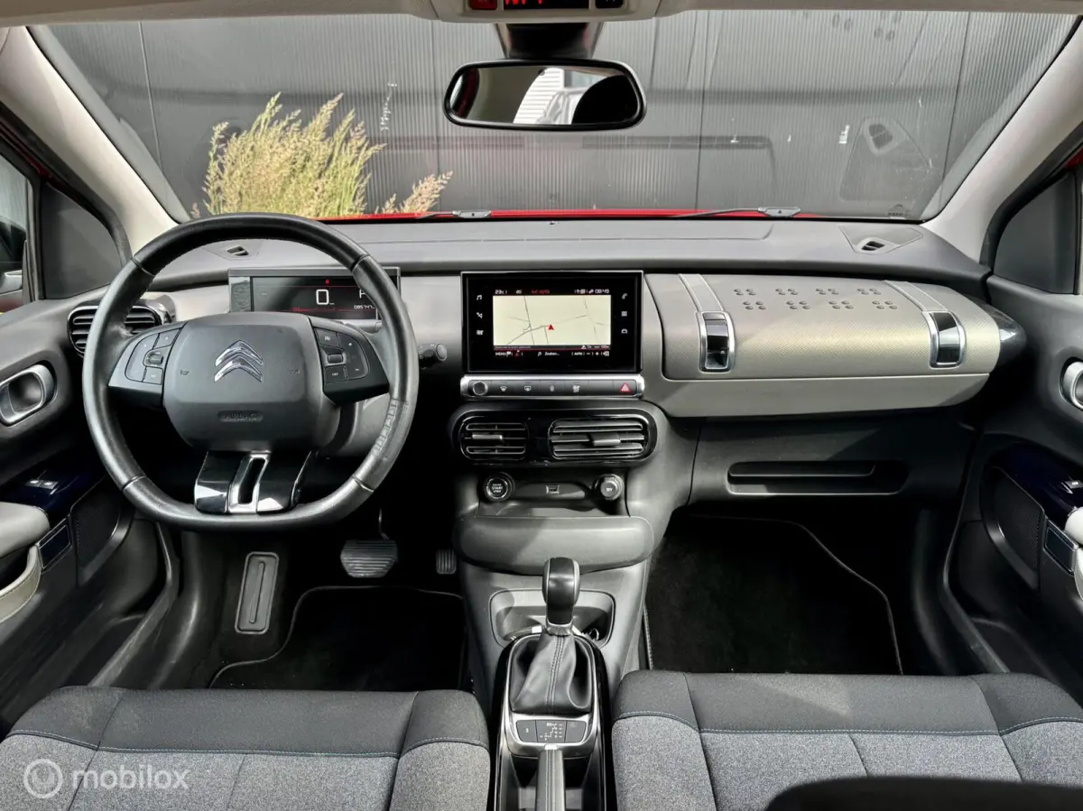 Shine 110pk I Automaat I Navi I Trekhaak I