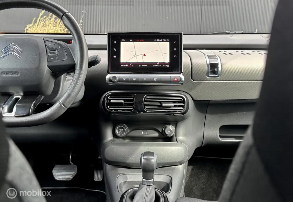 Shine 110pk I Automaat I Navi I Trekhaak I