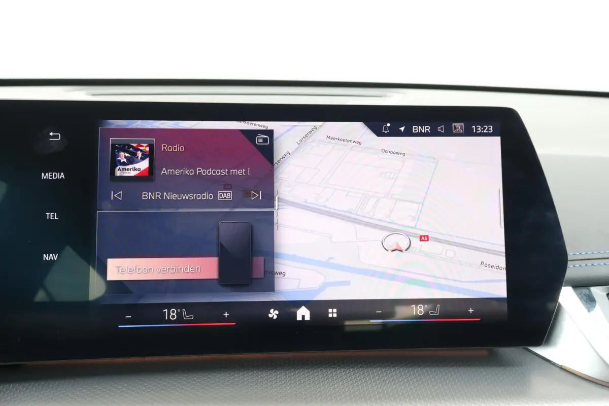 eDrive20 67 kWh M Sport Edition | SoH 100% | Sportpakket Pro | 19'' LM | Stoelverwarming Voor | Achteruitrijcamera |