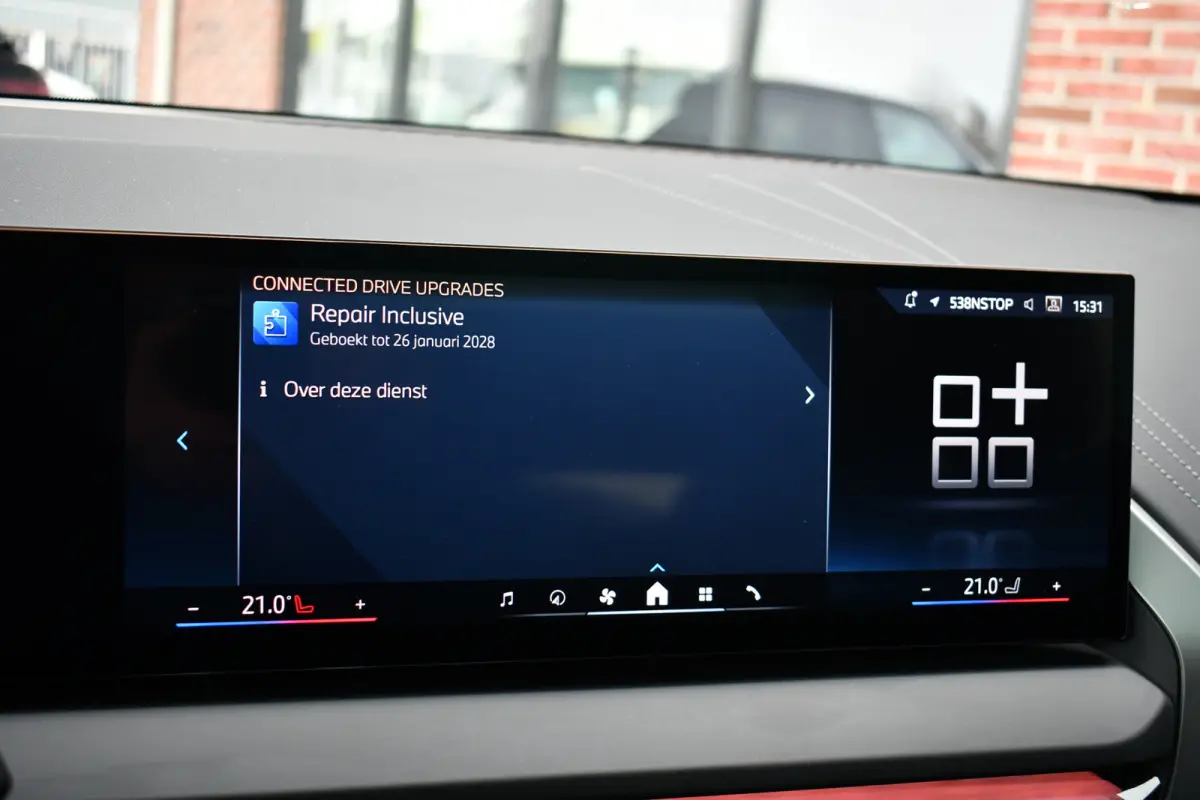 30e xDrive M-Sport Pano ACC 360 H/K HUD 20inch
