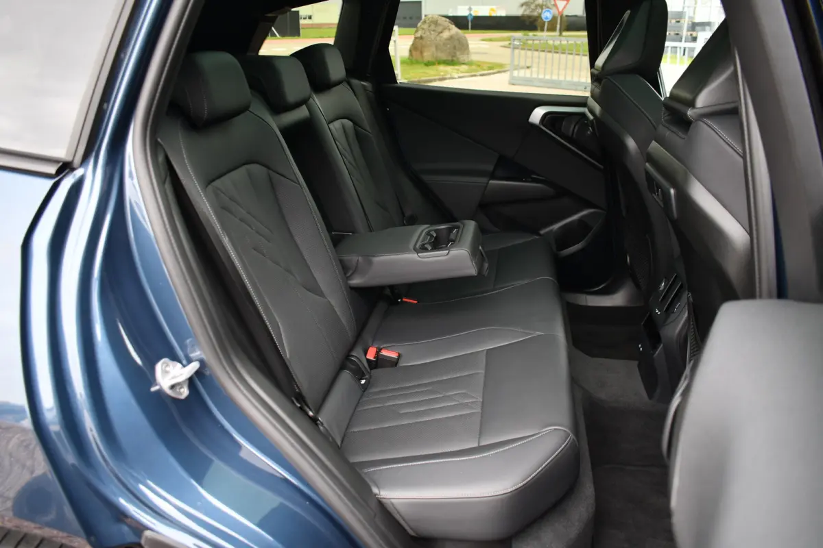 30e xDrive M-Sport Pano ACC 360 H/K HUD 20inch