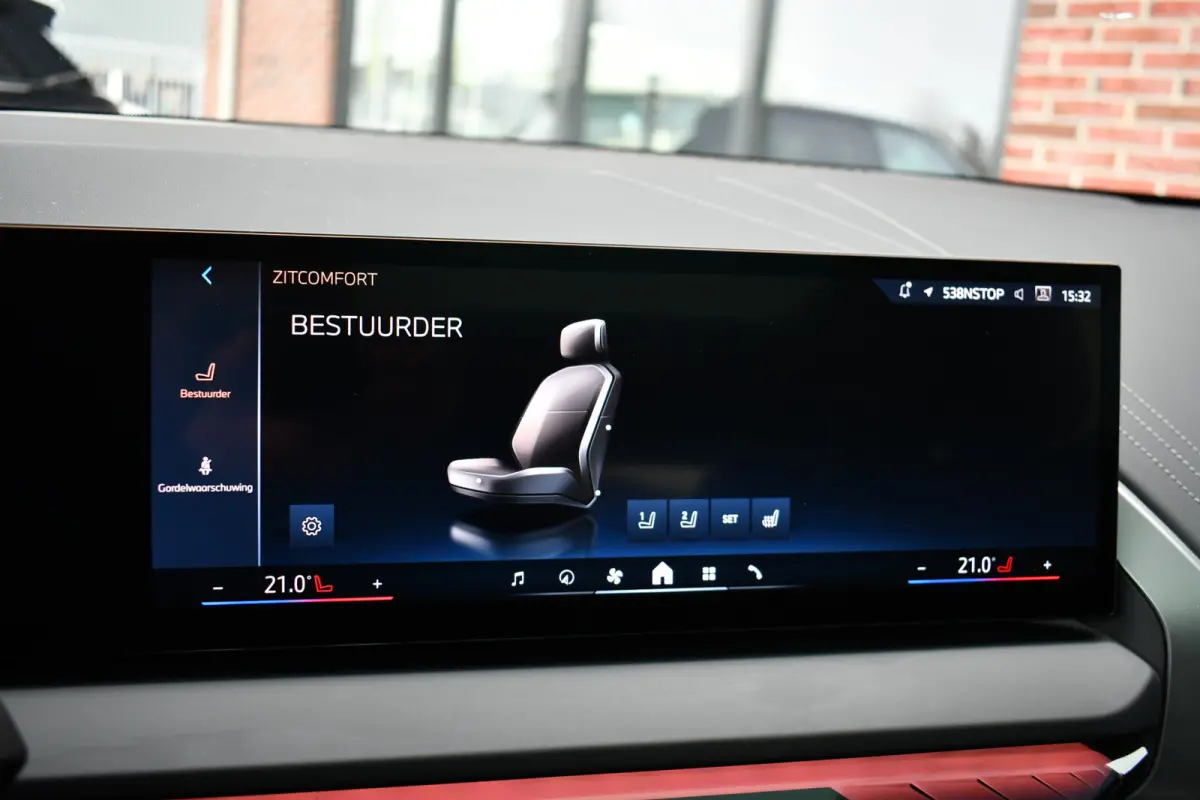 30e xDrive M-Sport Pano ACC 360 H/K HUD 20inch