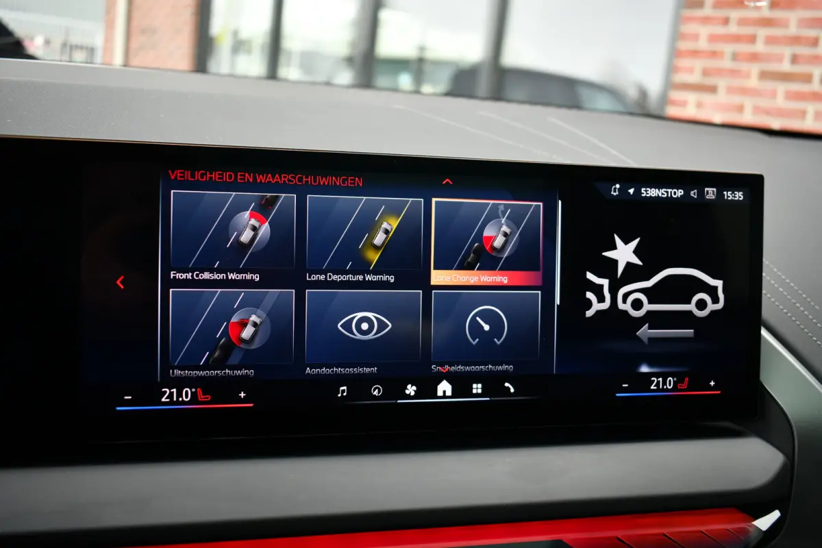 30e xDrive M-Sport Pano ACC 360 H/K HUD 20inch