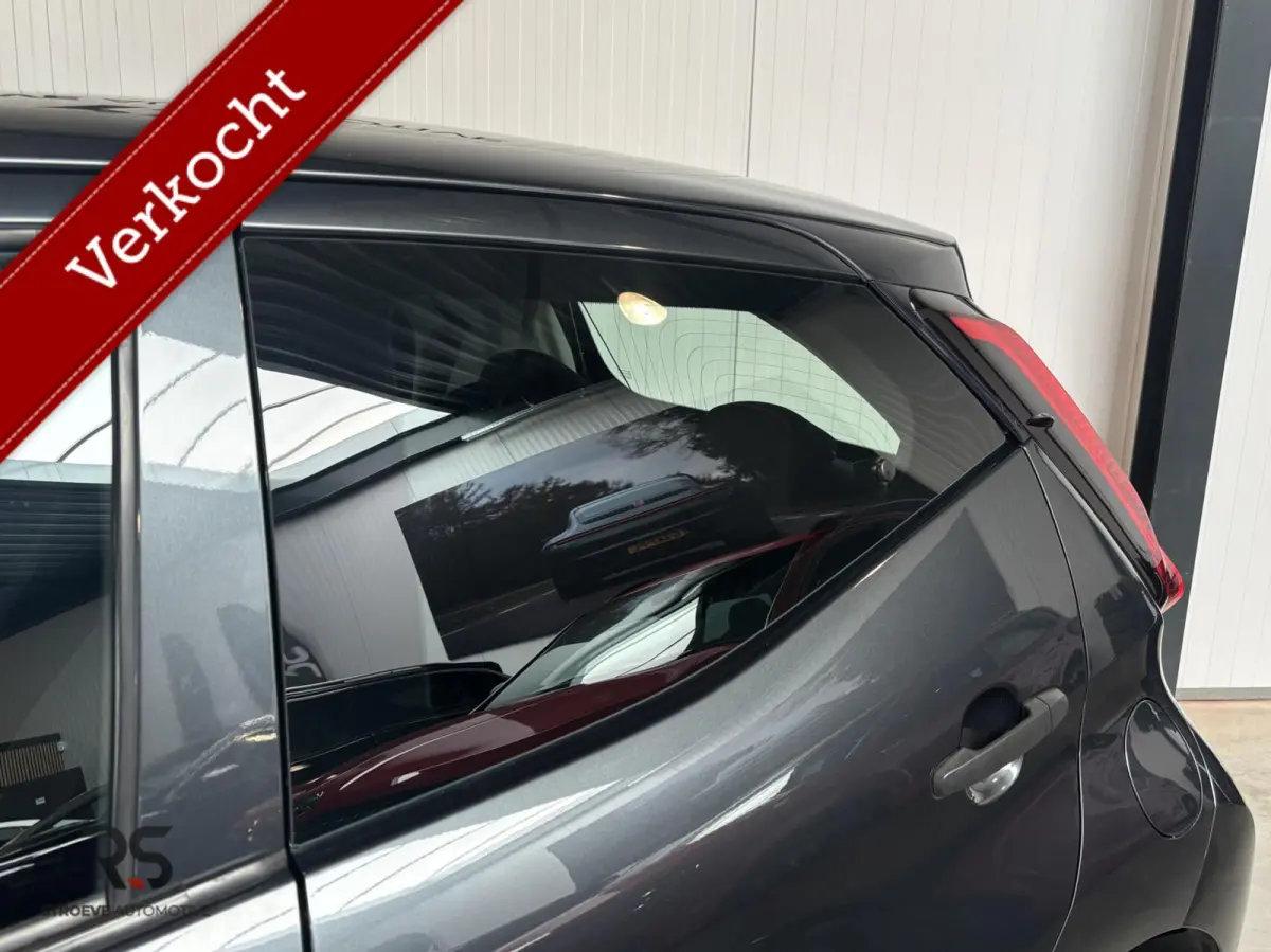 1.0 VVT-i 72 pk X-Fun | Airco | Cruise | CarPlay | Dealer Onderh | Org NL |