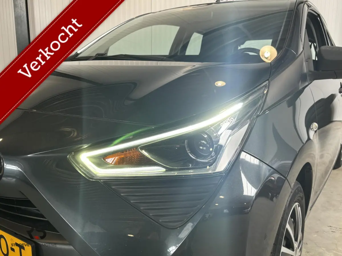 1.0 VVT-i 72 pk X-Fun | Airco | Cruise | CarPlay | Dealer Onderh | Org NL |