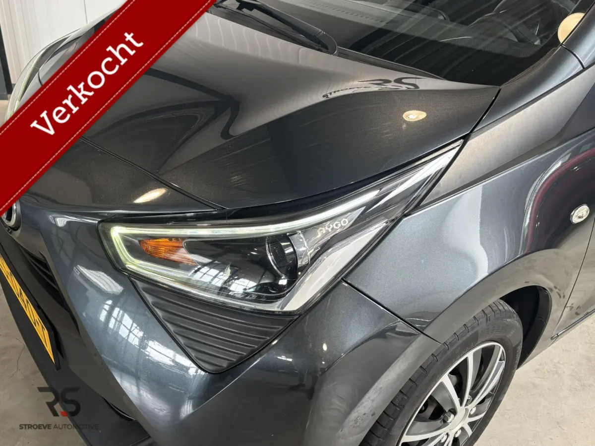 1.0 VVT-i 72 pk X-Fun | Airco | Cruise | CarPlay | Dealer Onderh | Org NL |