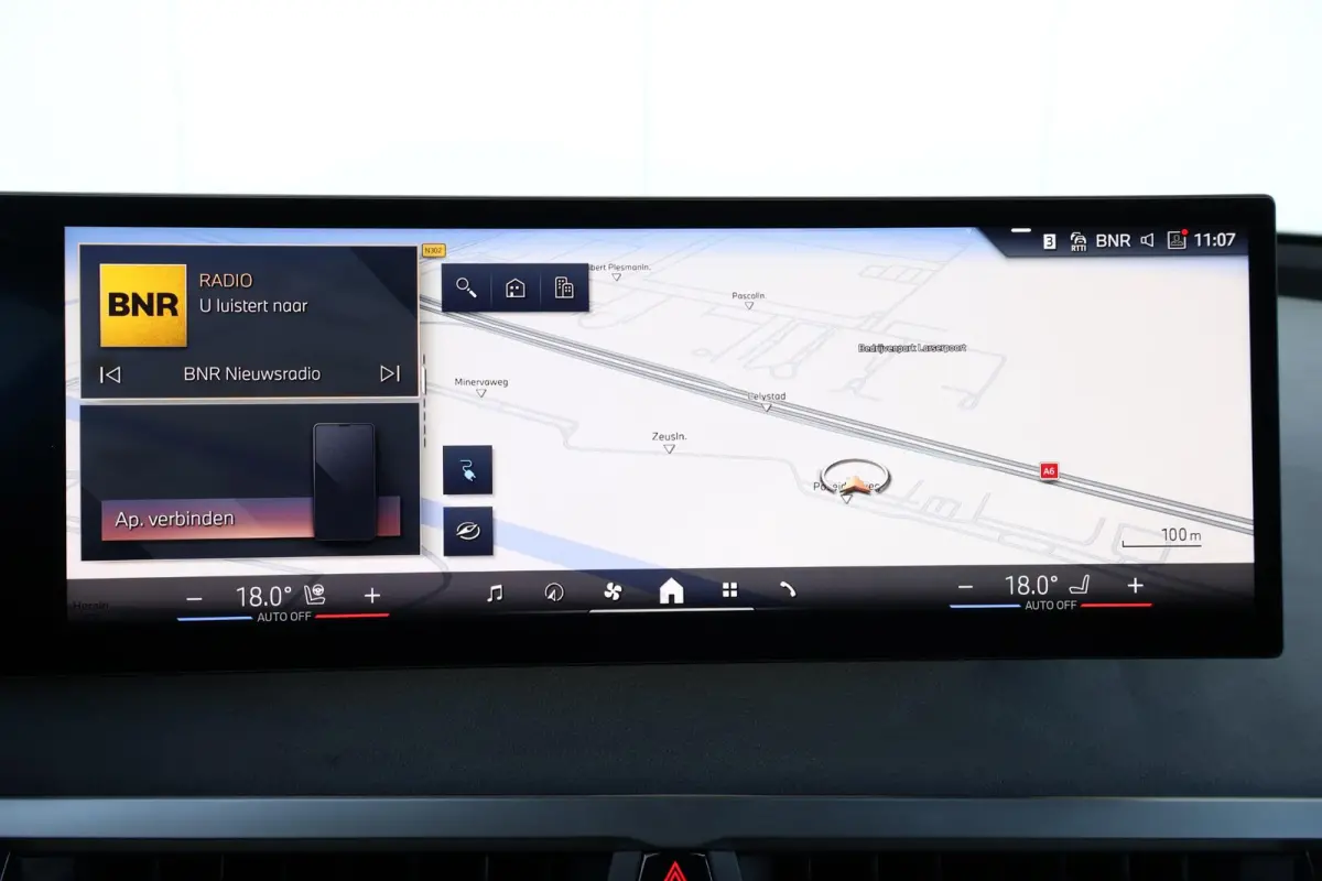 xDrive60 112 kWh | SoH 100% | Sport Pro Pakket | Skylounge | Stoelventilatie | Harman Kardon | Driving Assistant Professional