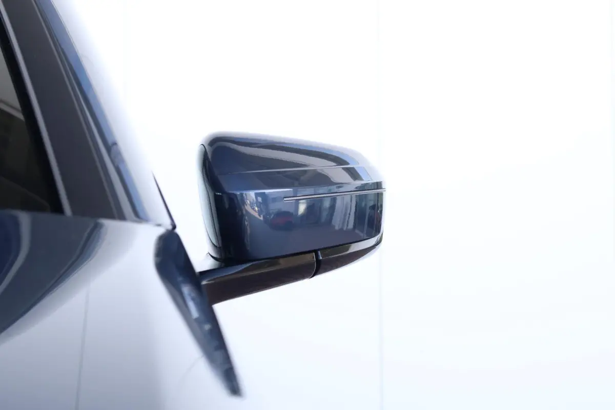 xDrive60 112 kWh | SoH 100% | Sport Pro Pakket | Skylounge | Stoelventilatie | Harman Kardon | Driving Assistant Professional