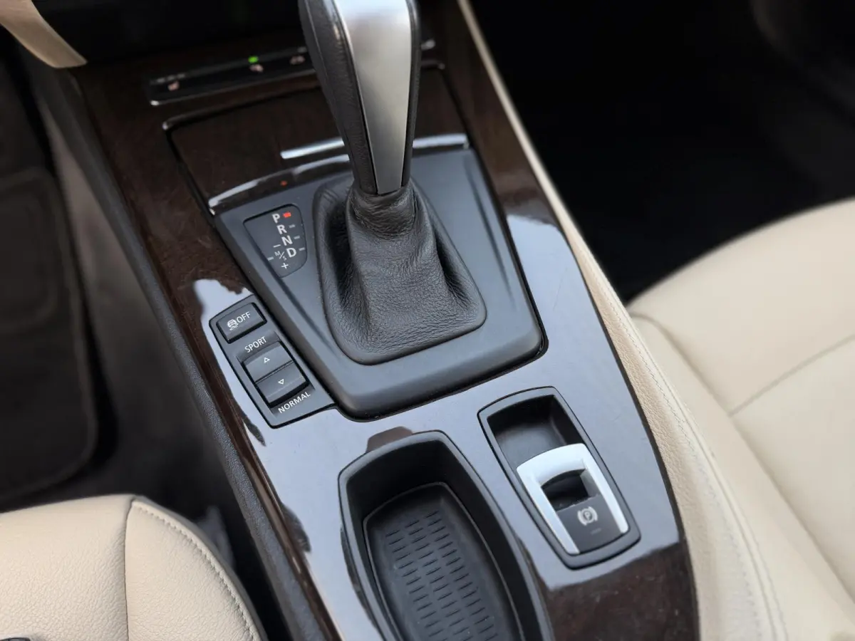 sDrive23i 6 cil. Executive CarPlay-Camera