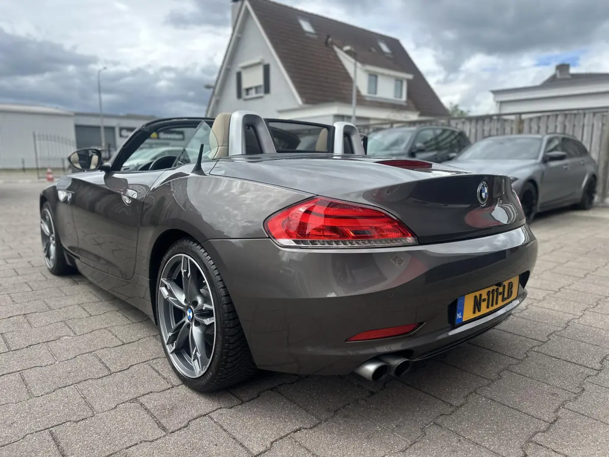 sDrive23i 6 cil. Executive CarPlay-Camera