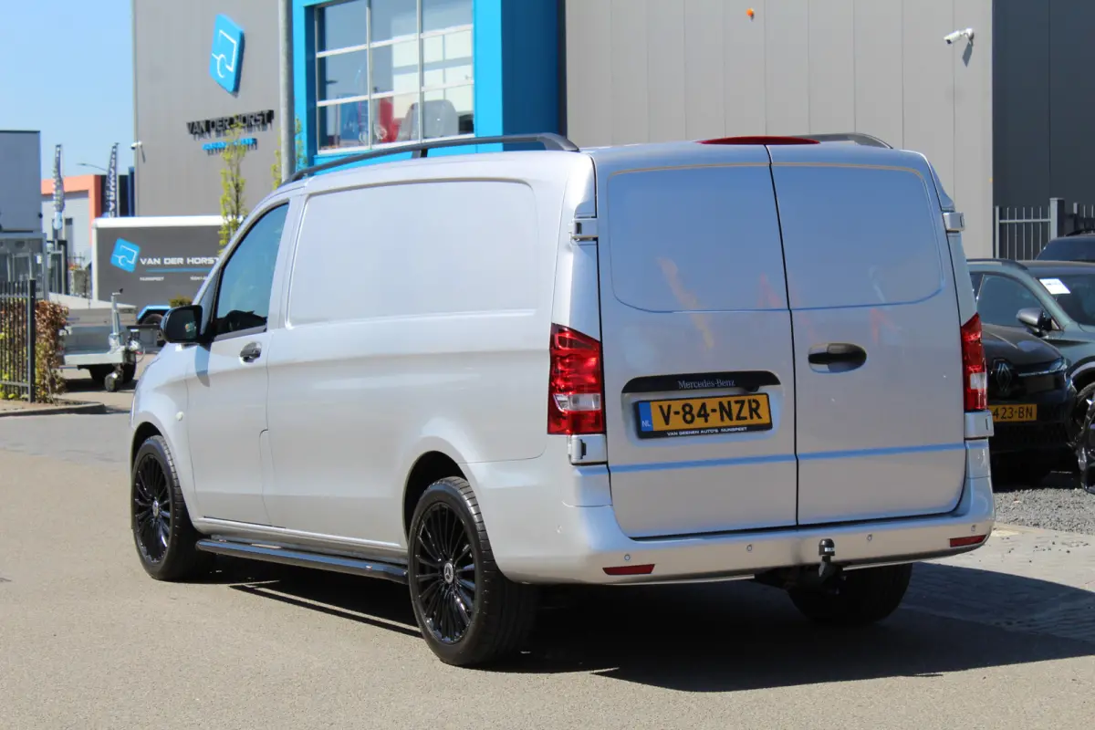114 CDI Automaat Black Edition | LED | Leder | 1 eigenaar