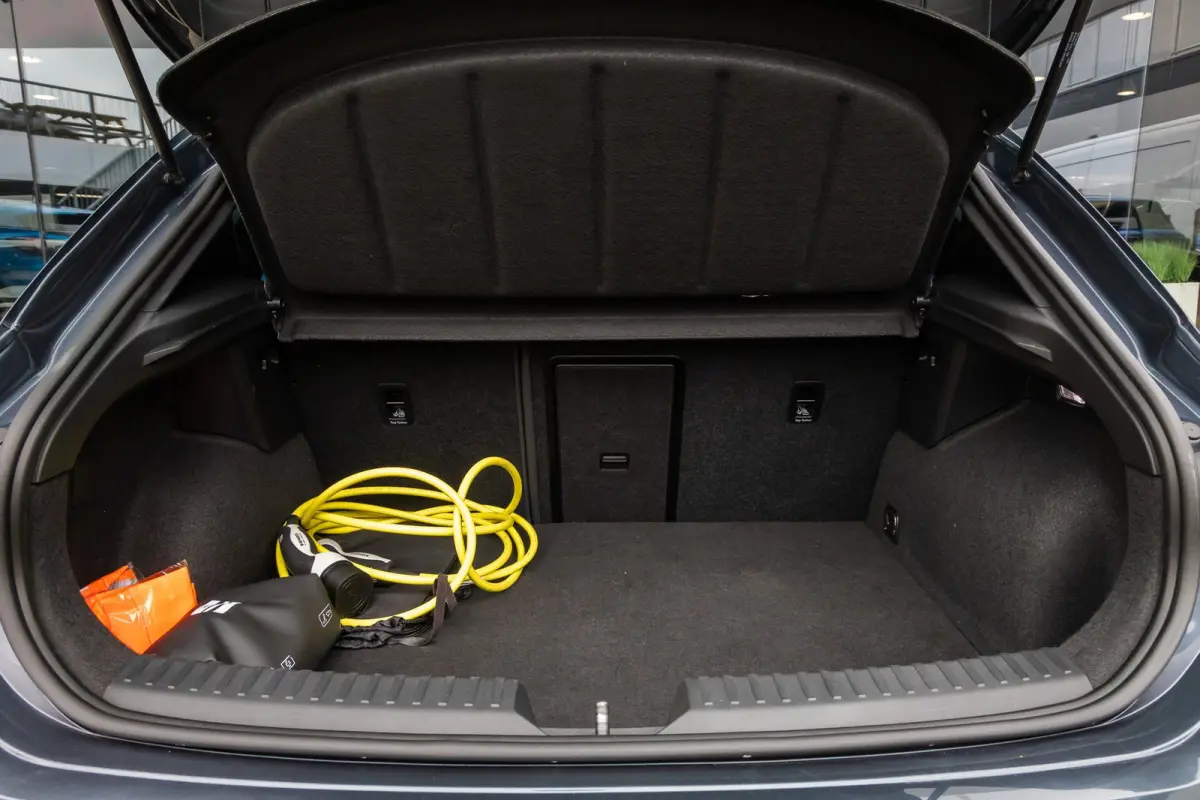 1.4 TSI eHybrid PHEV FR Business Intense 204PK | Stoel+stuur verwarming | Apple Carplay/Android Auto | Clima | Cruisecontrol | Airco (automatisch) | Apple Carplay/Android Auto|telefoonintegr