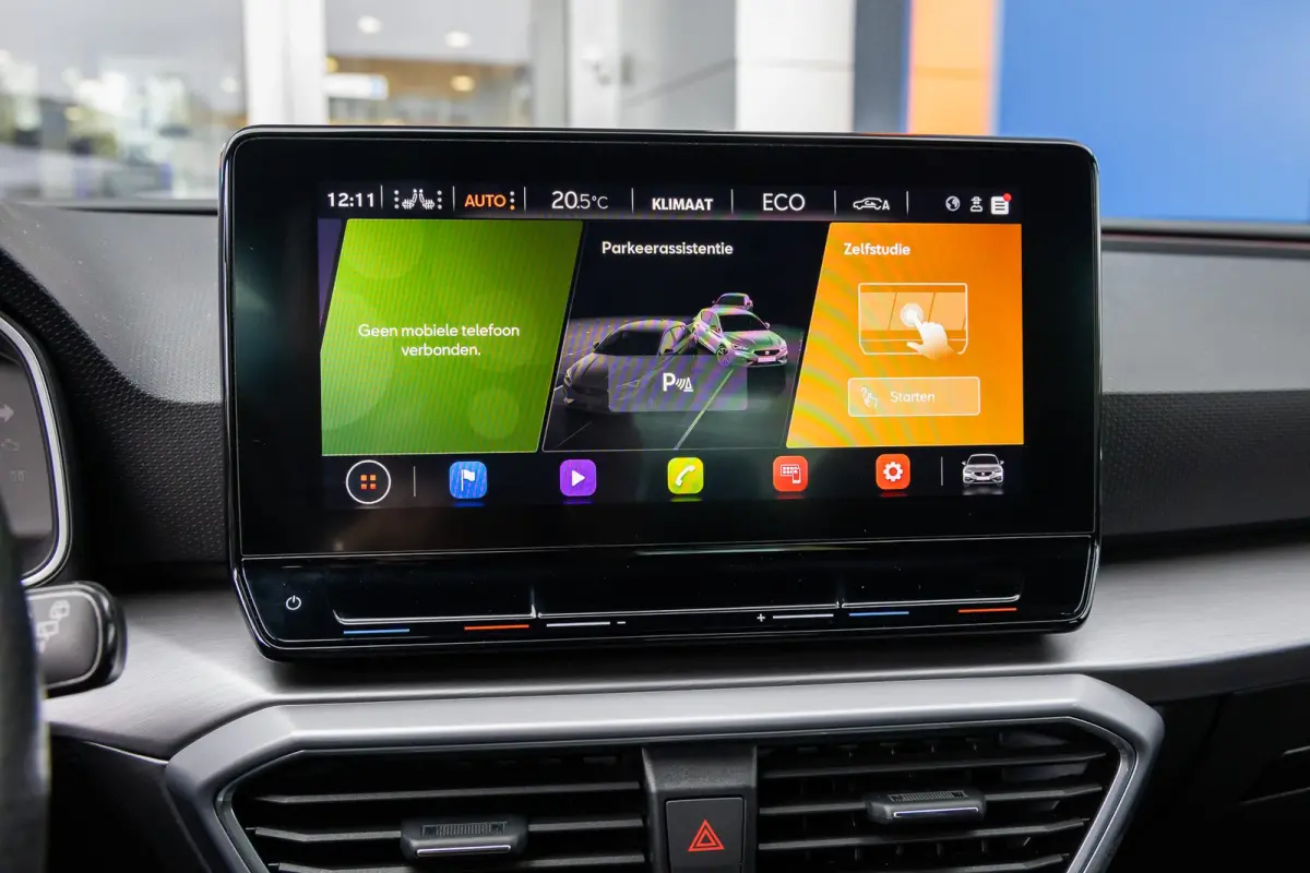 1.4 TSI eHybrid PHEV FR Business Intense 204PK | Stoel+stuur verwarming | Apple Carplay/Android Auto | Clima | Cruisecontrol | Airco (automatisch) | Apple Carplay/Android Auto|telefoonintegr