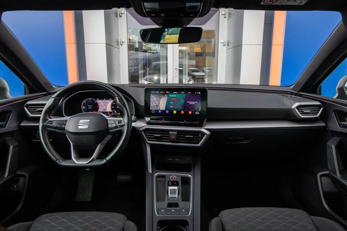 1.4 TSI eHybrid PHEV FR Business Intense 204PK | Stoel+stuur verwarming | Apple Carplay/Android Auto | Clima | Cruisecontrol | Airco (automatisch) | Apple Carplay/Android Auto|telefoonintegr