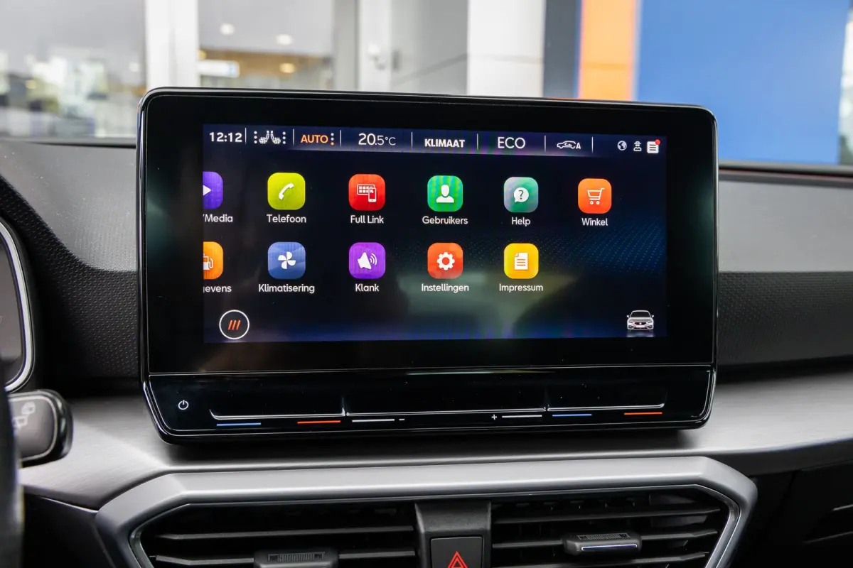 1.4 TSI eHybrid PHEV FR Business Intense 204PK | Stoel+stuur verwarming | Apple Carplay/Android Auto | Clima | Cruisecontrol | Airco (automatisch) | Apple Carplay/Android Auto|telefoonintegr