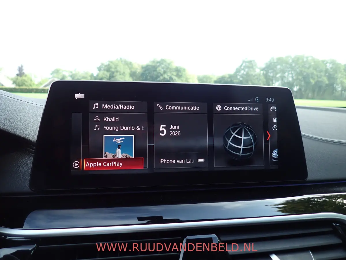 530d X-DRIVE SCHUIFDAK / CRUISE / CARPLAY / SPORTLEER / NAVI