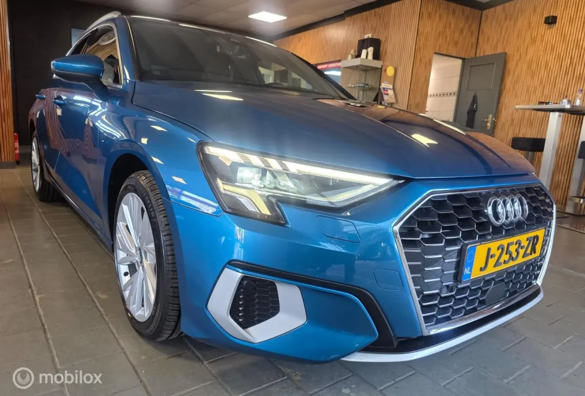 30 TFSI Business Edition Incl. Afleveringsbeurt en Nieuwe APK