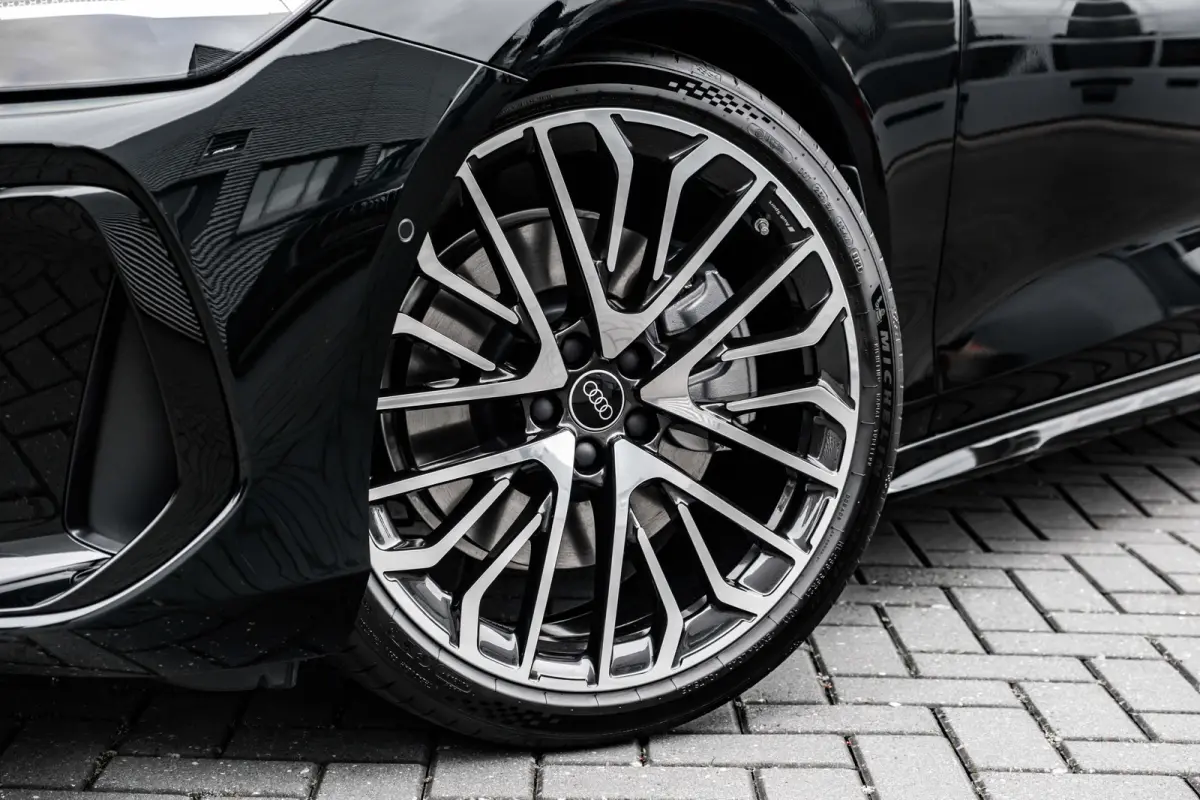 S edition | Adaptive cruise control | Airconditioning 4-zones | Audi sound system