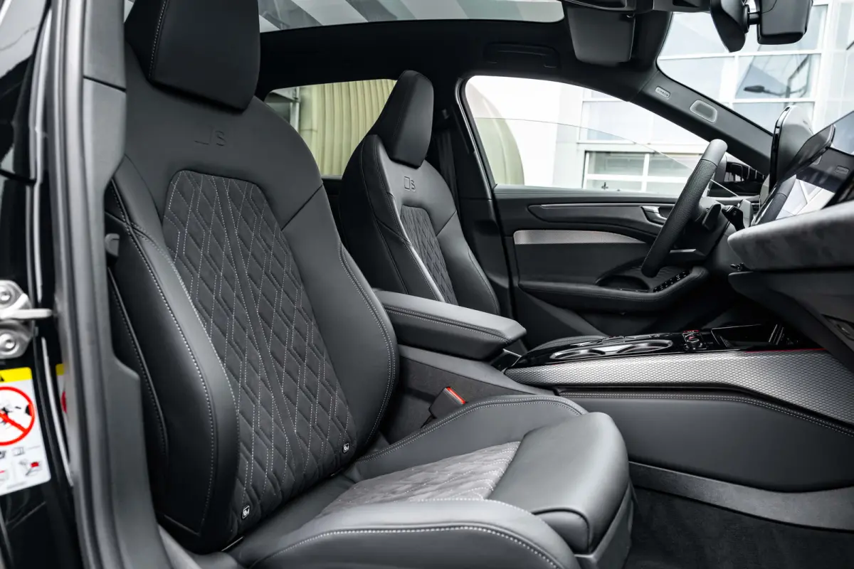 S edition | Adaptive cruise control | Airconditioning 4-zones | Audi sound system