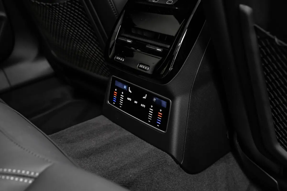 S edition | Adaptive cruise control | Airconditioning 4-zones | Audi sound system