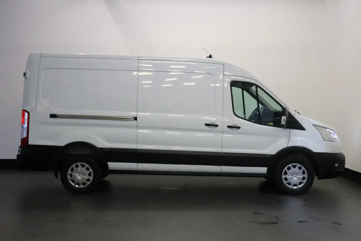 2.0 TDCI 130PK L3H2 EURO 6 - Airco - Cruise - PDC - € 13.499,- Excl.