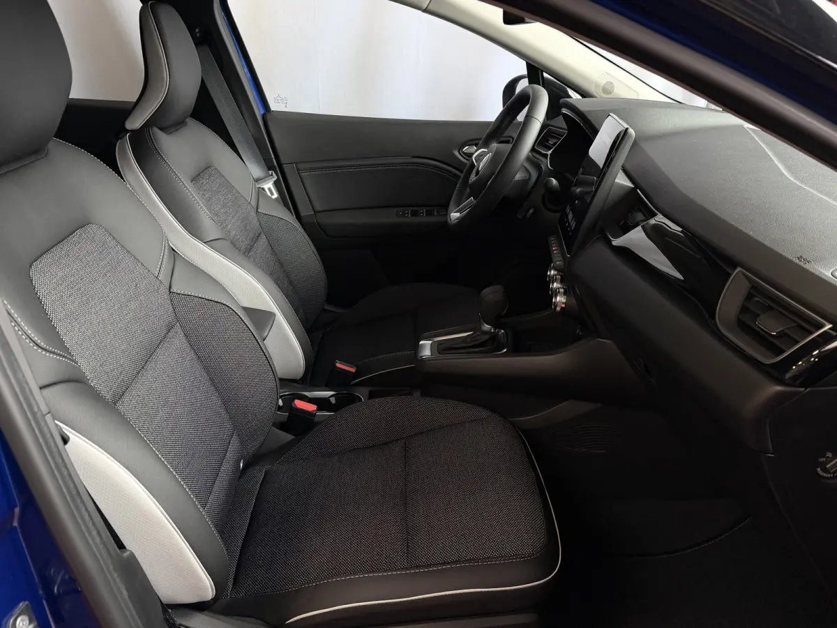 PLUG IN HYBRID BENZINE EN 60KM ELEKTRISCH 1.6 PHEV AT INTENSE+ NW AUTO / CAMERA / NAVI LED STOELVERW PLUG IN HYBRID  copy
