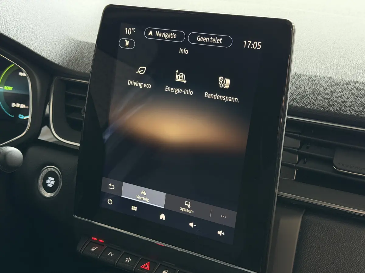PLUG IN HYBRID BENZINE EN 60KM ELEKTRISCH 1.6 PHEV AT INTENSE+ NW AUTO / CAMERA / NAVI LED STOELVERW PLUG IN HYBRID  copy