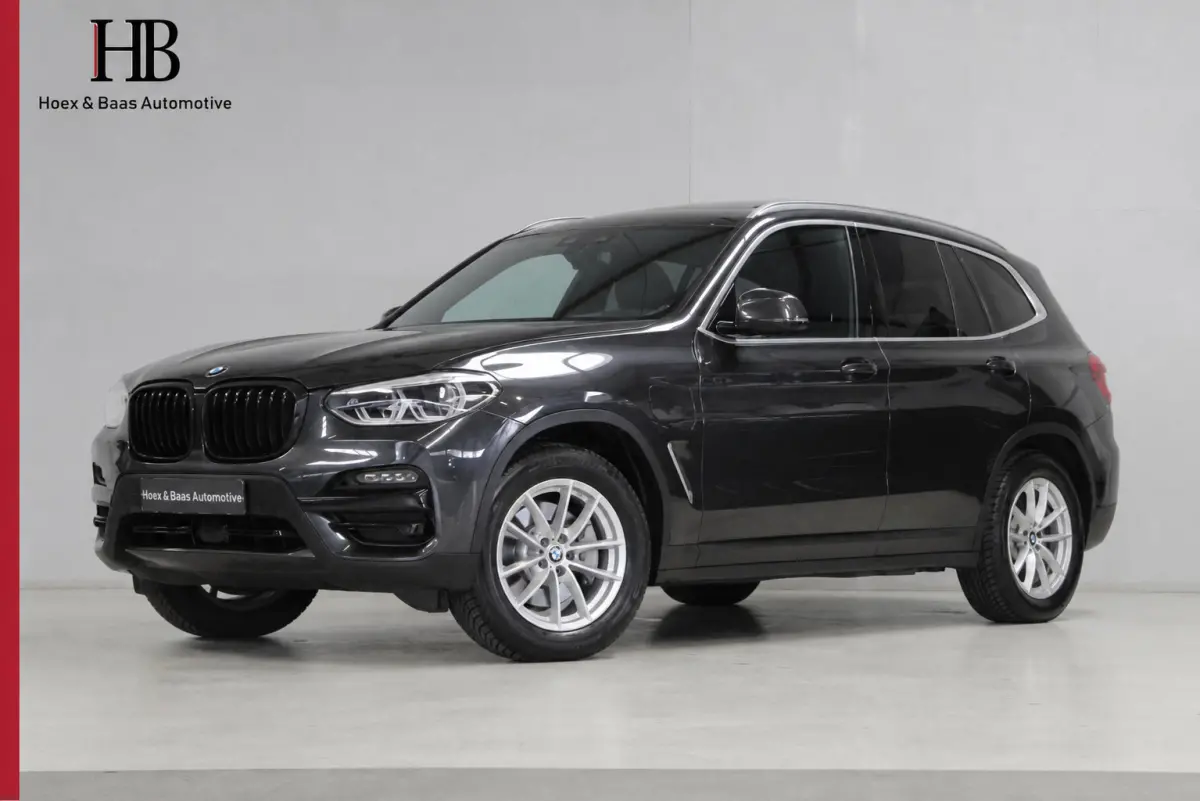 xDrive30e Edition Panodak/Sportstoelen leder/Stuurverw